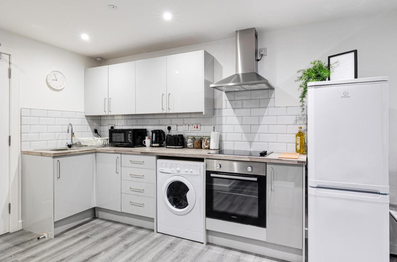 Cosy Modern Apt In Heart Of Stockport - Sleeps 4 Apartment Exterior foto