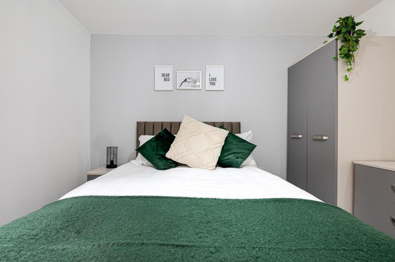 Cosy Modern Apt In Heart Of Stockport - Sleeps 4 Apartment Exterior foto